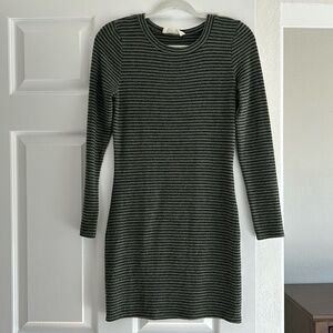 Audrey 3+1 dress